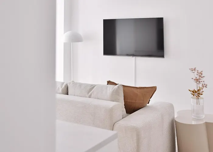 Luxury 2 Bedroom With Garden *